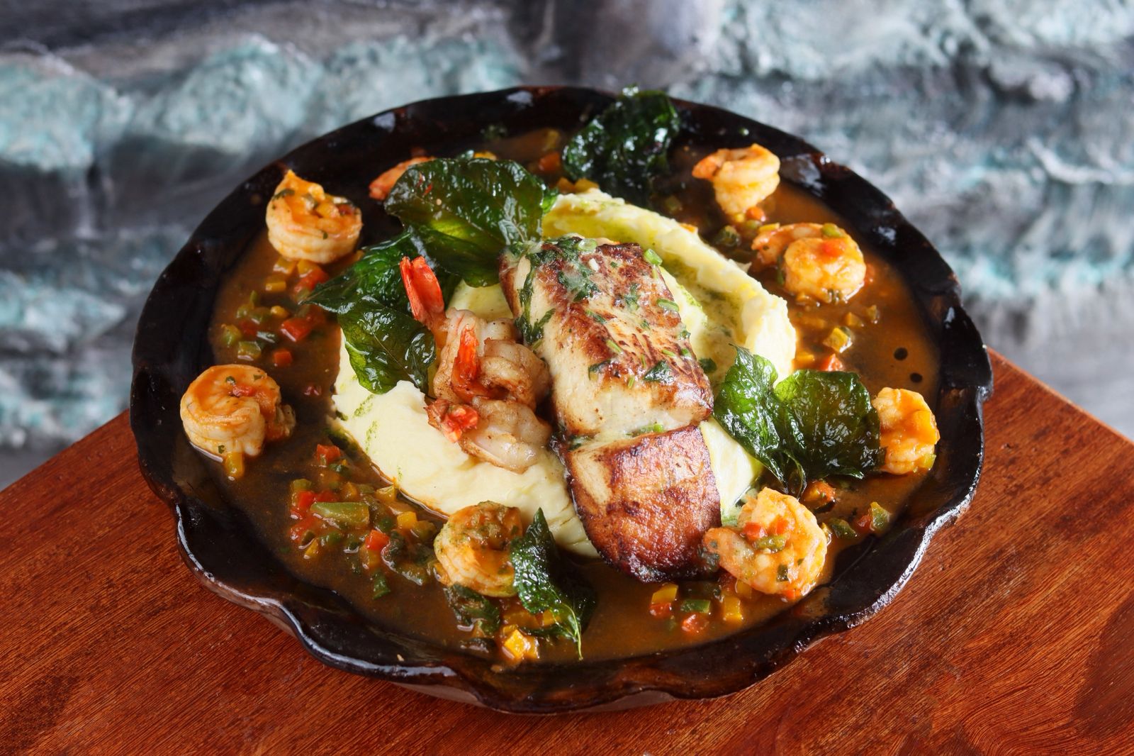 Pescada com Aligot de Tucupi e Camarão